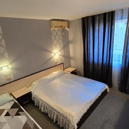 Excelsior Guest House 3* Rawda