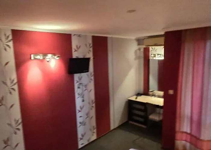 Excelsior Family Casa de hóspedes