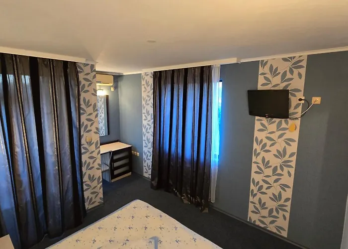 Excelsior Family Ravda